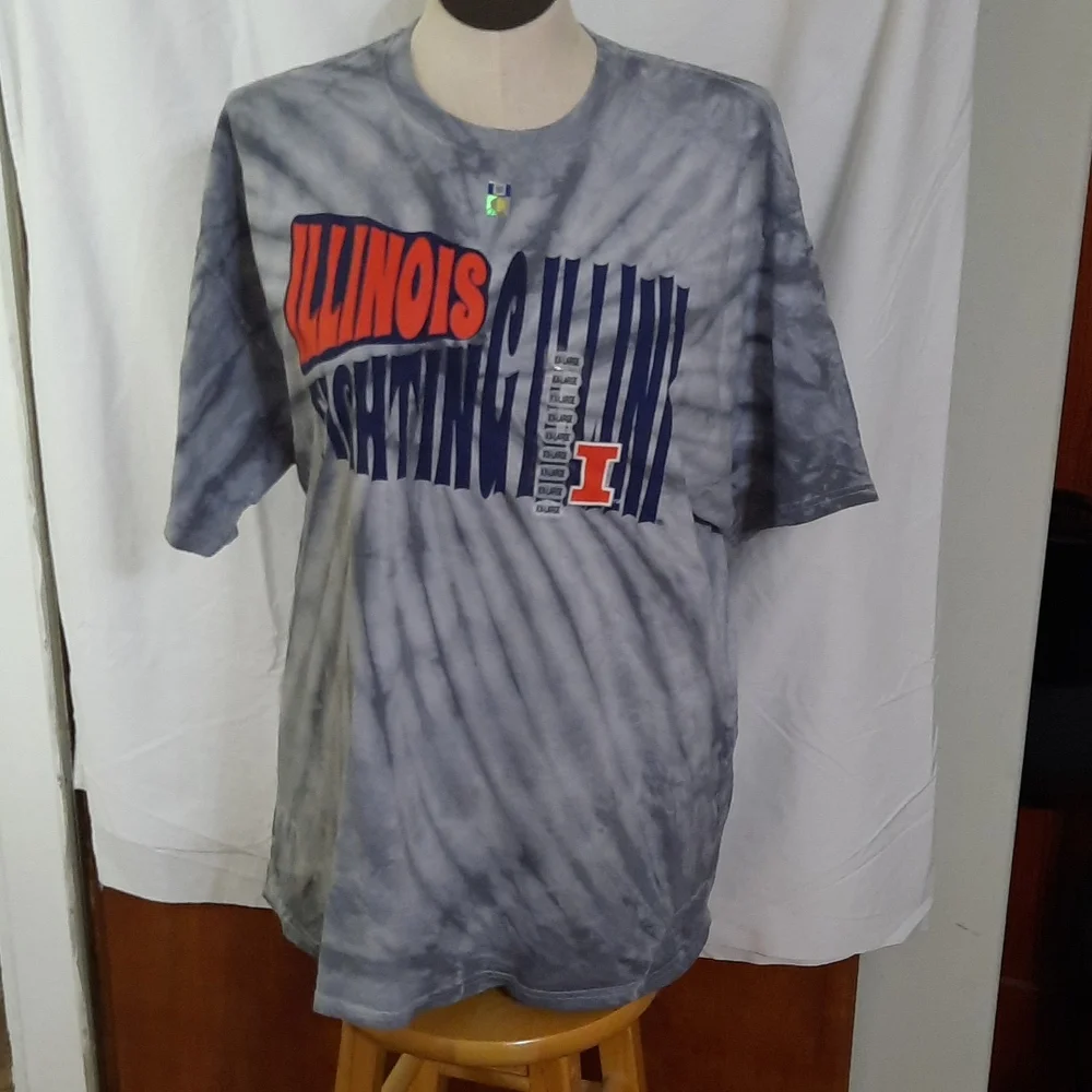 Fighting ILLINOIS T-shirt New With Tags - Picture 1 of 8